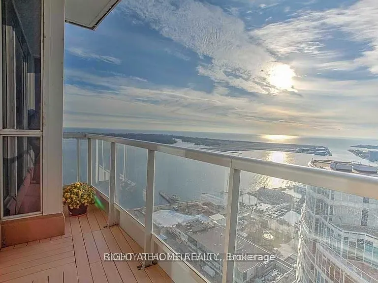 208 Queens Quay W #3511 — Photo 14