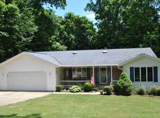 74 Foxridge Dr, Springville, IN 47462