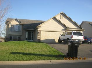 2464 River Bend Trl, Mayer, MN 55360