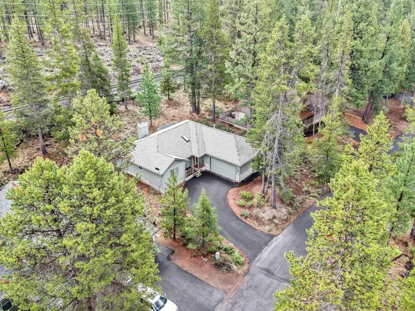 57584 Whistler Ln, Sunriver, OR 97707