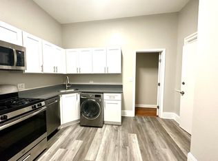 2346 W McLean Ave #1M, Chicago, IL 60647