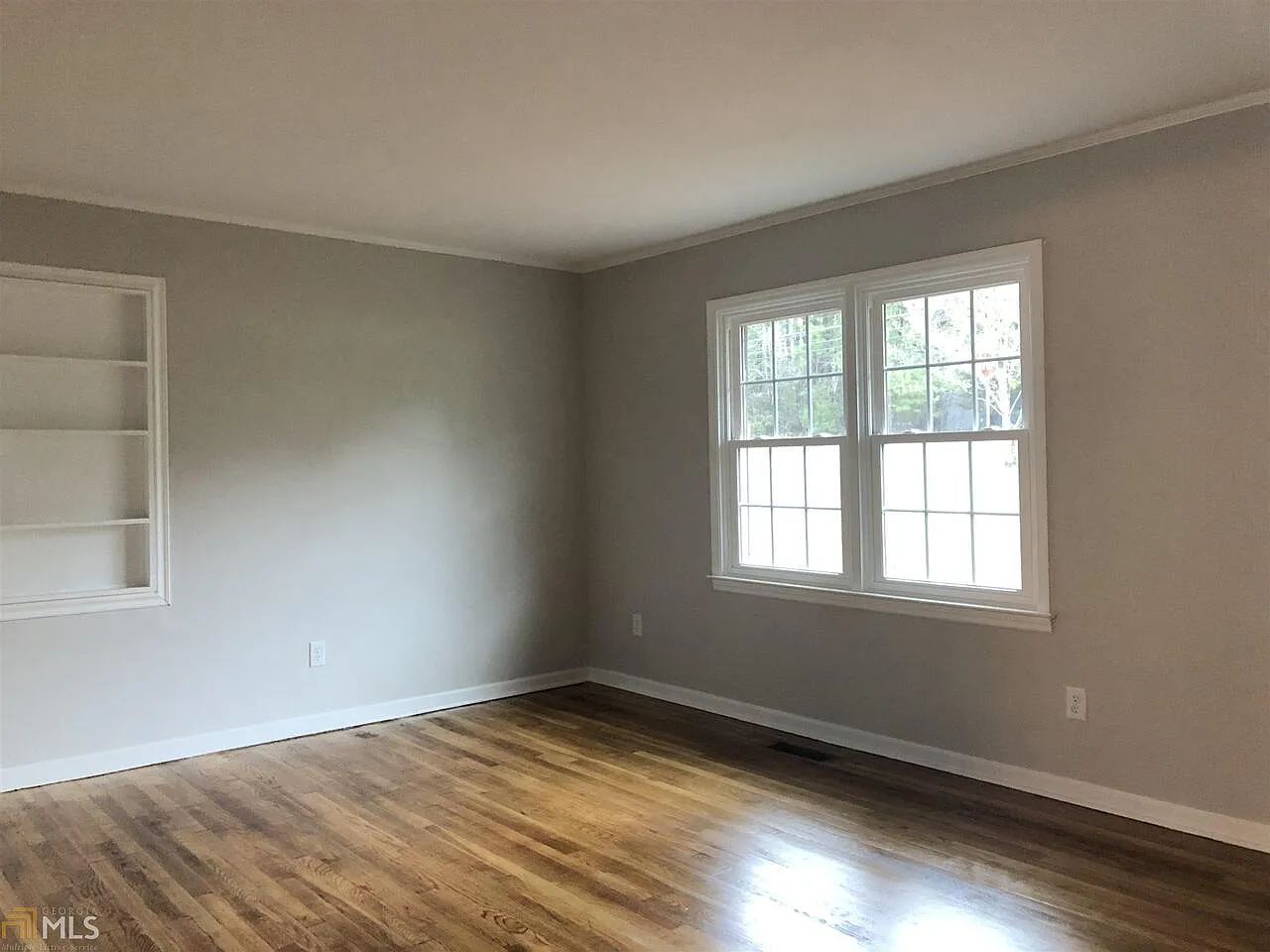 4 bed, 2.5 bath, 1600 sqft, $1,700 — Photo 4