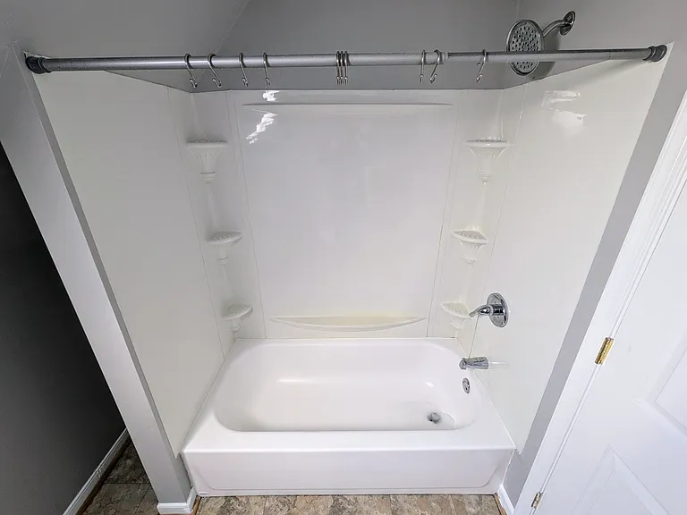 1 Newburg Ave #300 — Photo 9