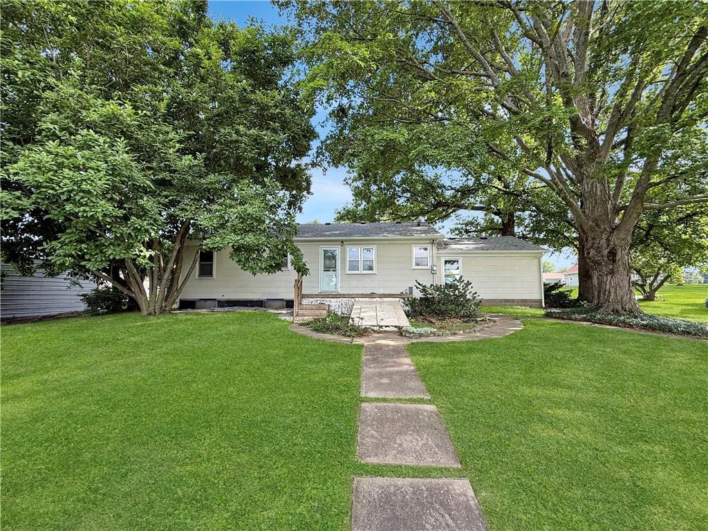 504 W 22nd St, Higginsville, MO - View 2