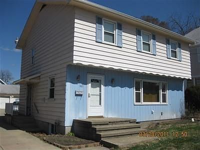 1st image of 163 E Robinson Ave
