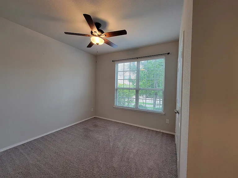 4725 Redbud Dr — Photo 18