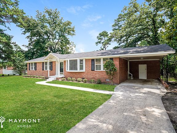 3rd image of 1744 Woodford Rd