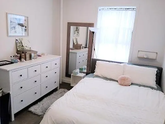 Rented by Point NYC | media 22