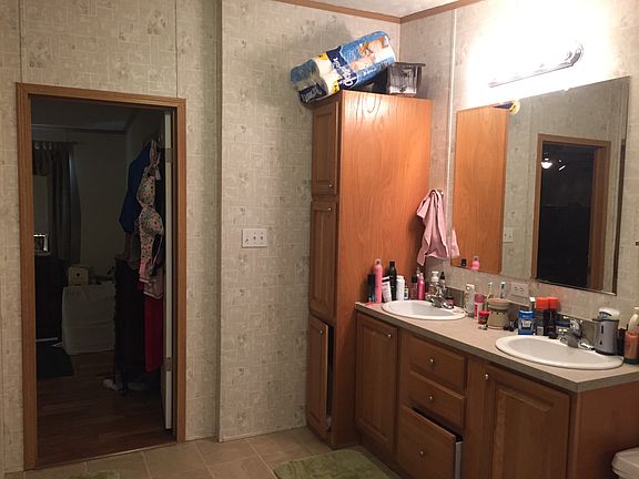 3rd image of 567 Charles Street