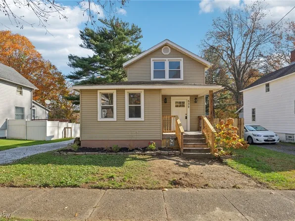 532 Day St, Ravenna, OH 44266