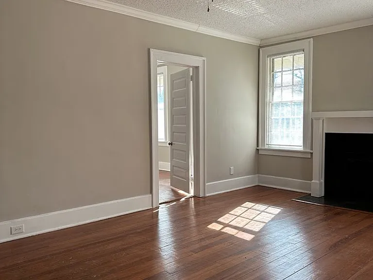 1698 Johns Rd — Photo 7