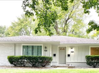 1910 63rd St, Windsor Heights, IA 50324
