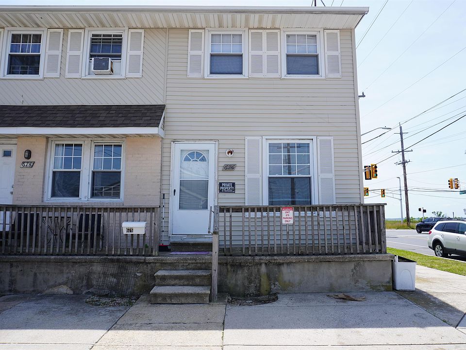 1st image of 676 Carolyn Ter Unit 676