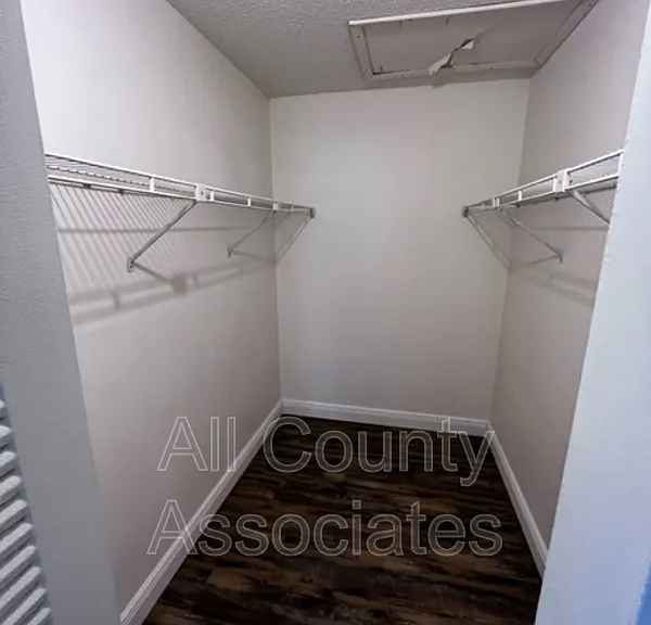 3277 Fox Chase Cir N #211 — Photo 6