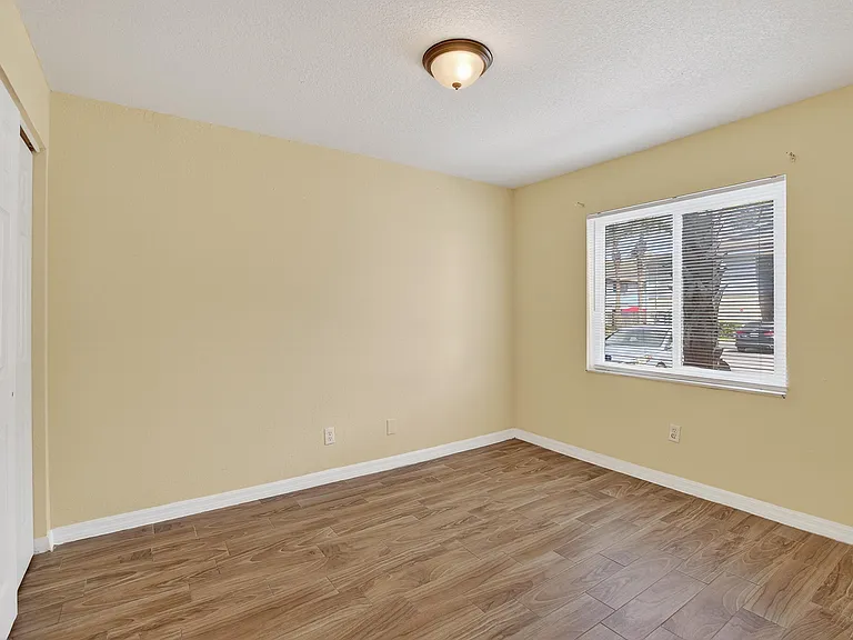 202 Red Maple Pl #202 — Photo 75