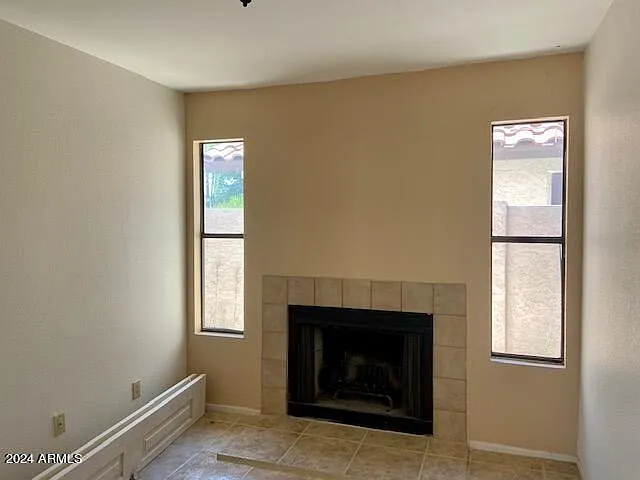 1543 N La Rosa Dr — Photo 11