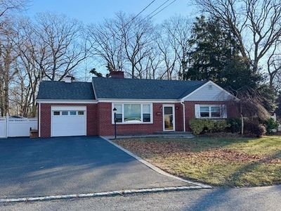 15 Dewey Street, Port Jefferson Station, NY, 11776