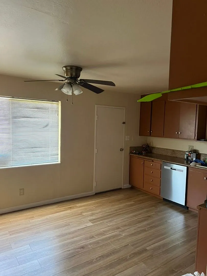 Home for Rent in South Sacramento — Photo 2