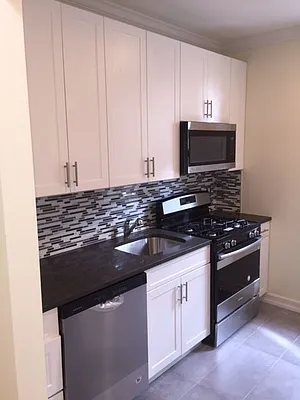 Rented by Roberto Guilbet, LREB | media 1