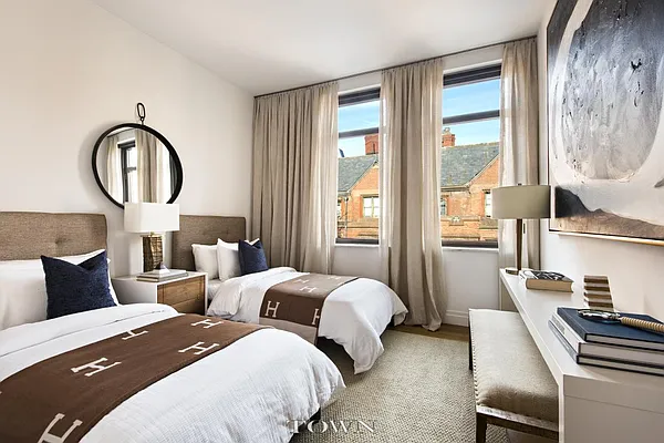 Sold by Town Residential | media 4