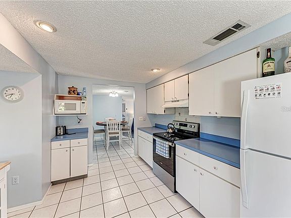 5th image of 1017 Gulf Coast Blvd