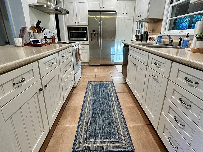 121 San Carlos Ave — Photo 7