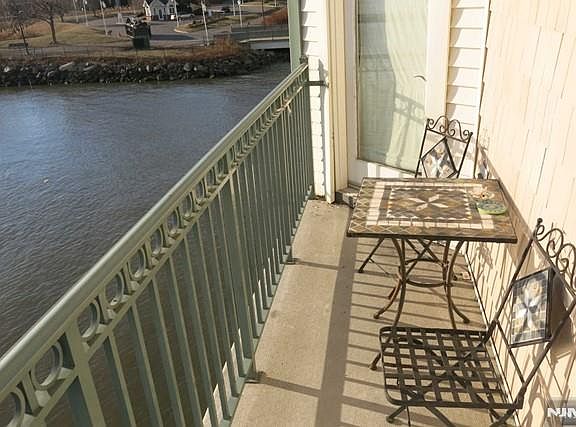 4th image of 116 The Promenade #116