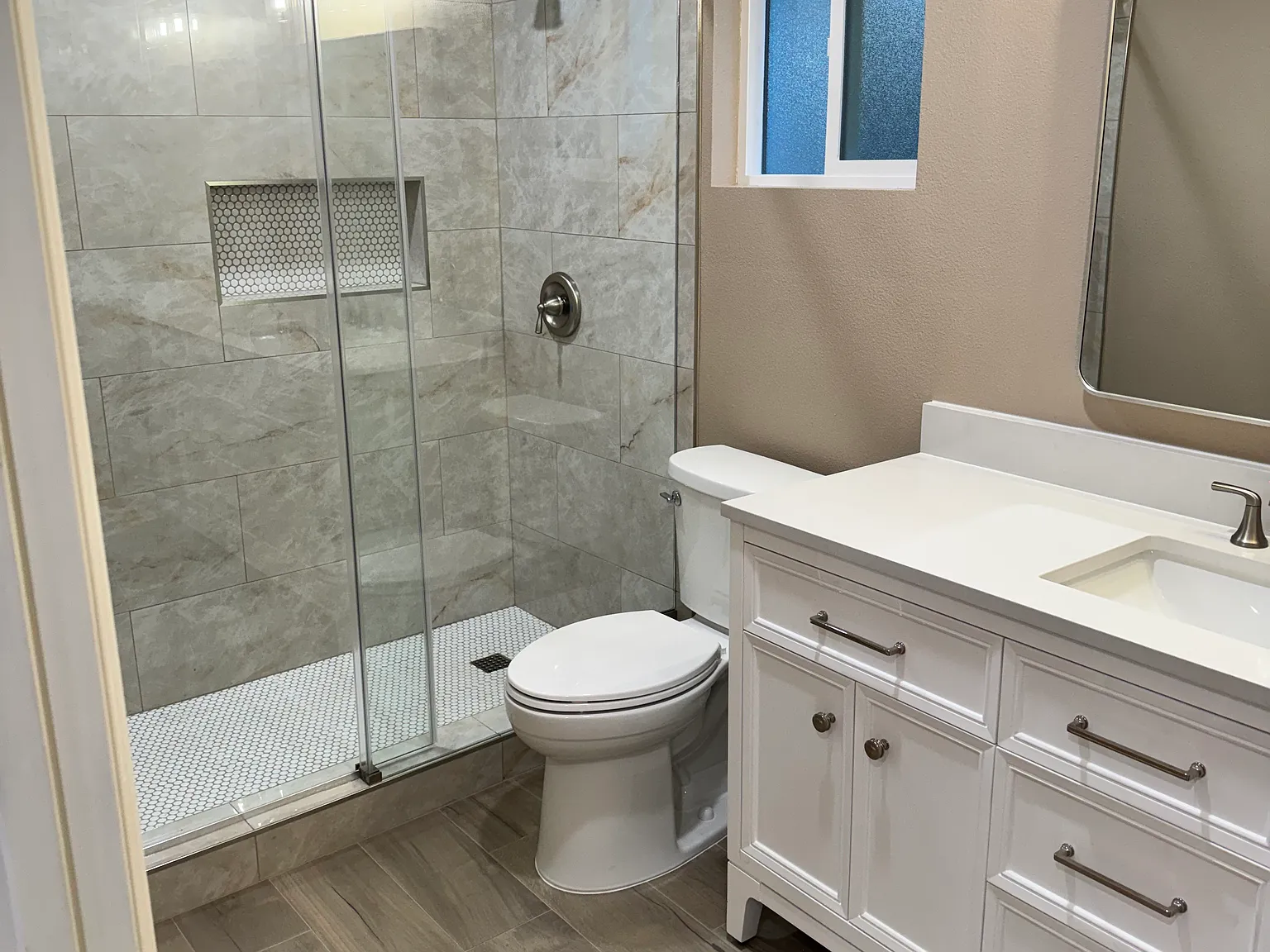 1 bed, 450 sqft, $2,000 — Photo 2