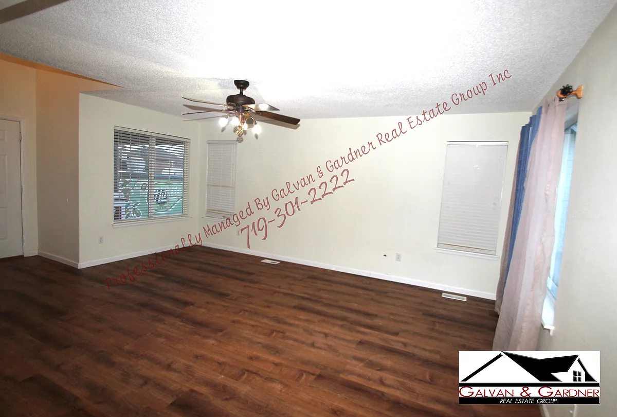 Building Photo - 6245 Ashridge Ct