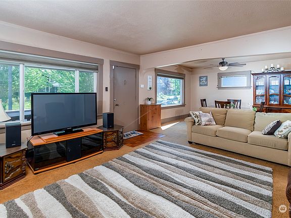 4th image of 4502 S G Street