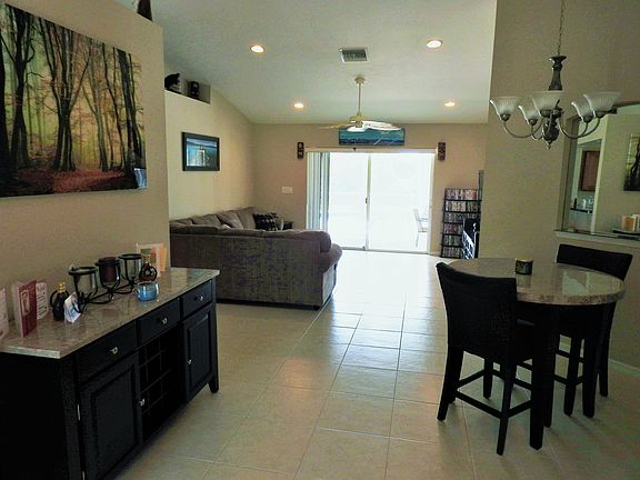 5th image of 6105 NW East Deville Cir
