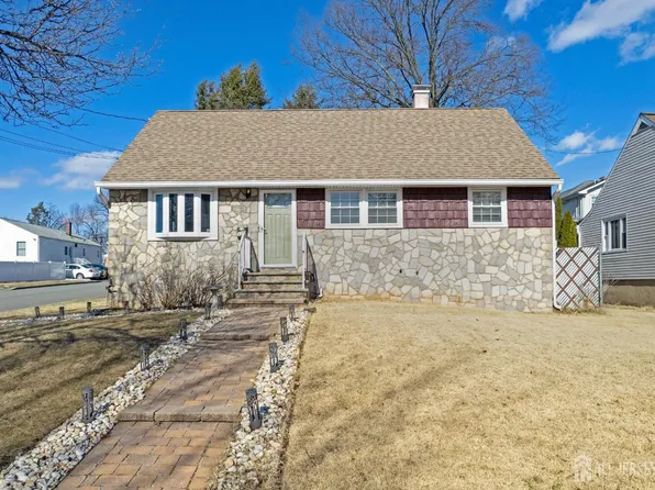 100 S McKinley Ave, Iselin, NJ 08830