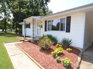 3869 Highway Nn, Pacific, MO 63069
