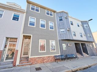 296 Meridian St APT 1, Boston, MA 02128