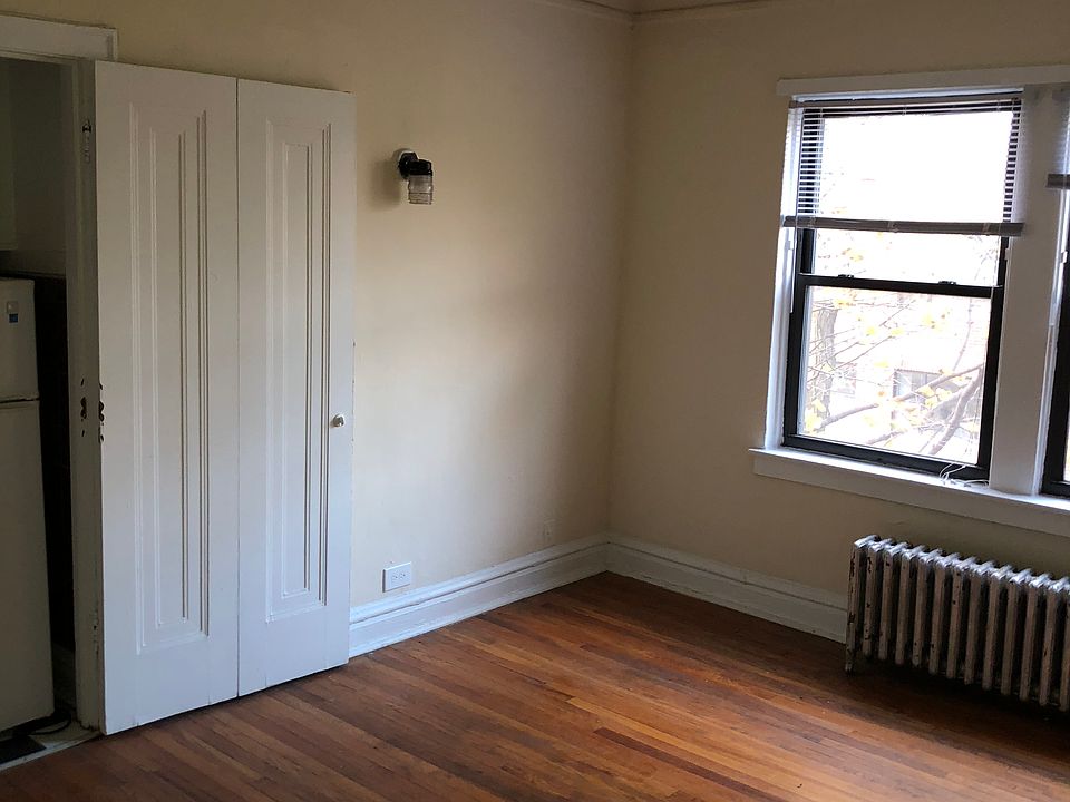 1st image of 2959 N Damen Ave #29593C