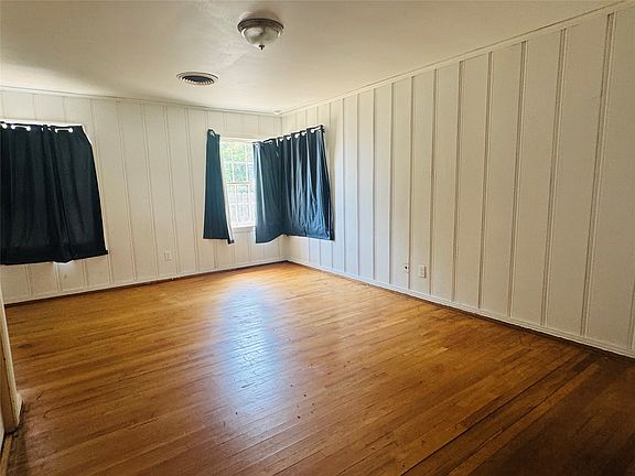5th image of 1111 N 5th St