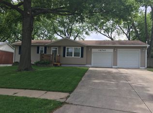 12741 B St, Omaha, NE 68144