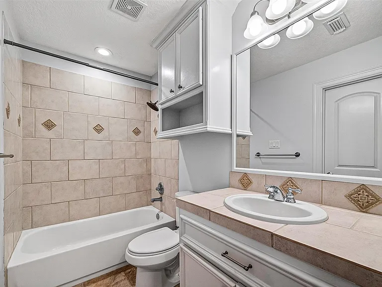 20637 Eagle Wood Trace Dr — Photo 28
