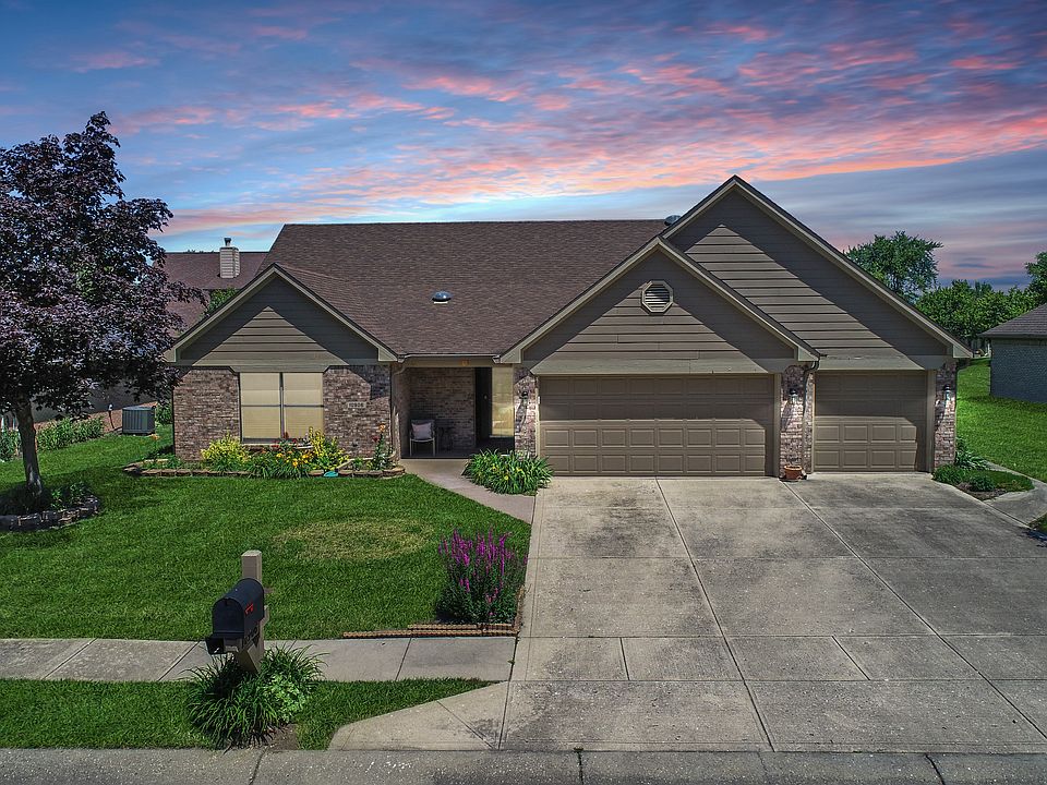 1st image of 10906 Tournament Ln