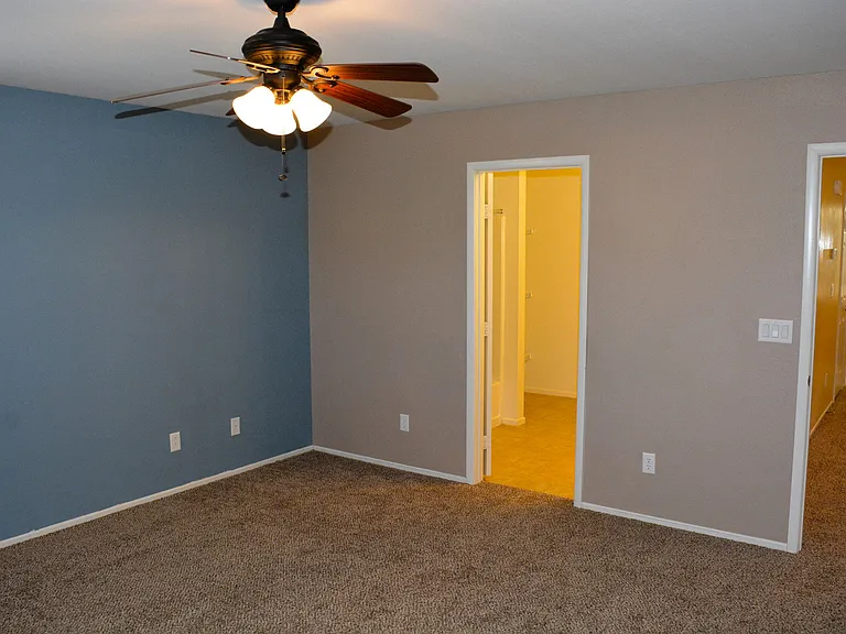 9920 Turquoise Glass Ct — Photo 24