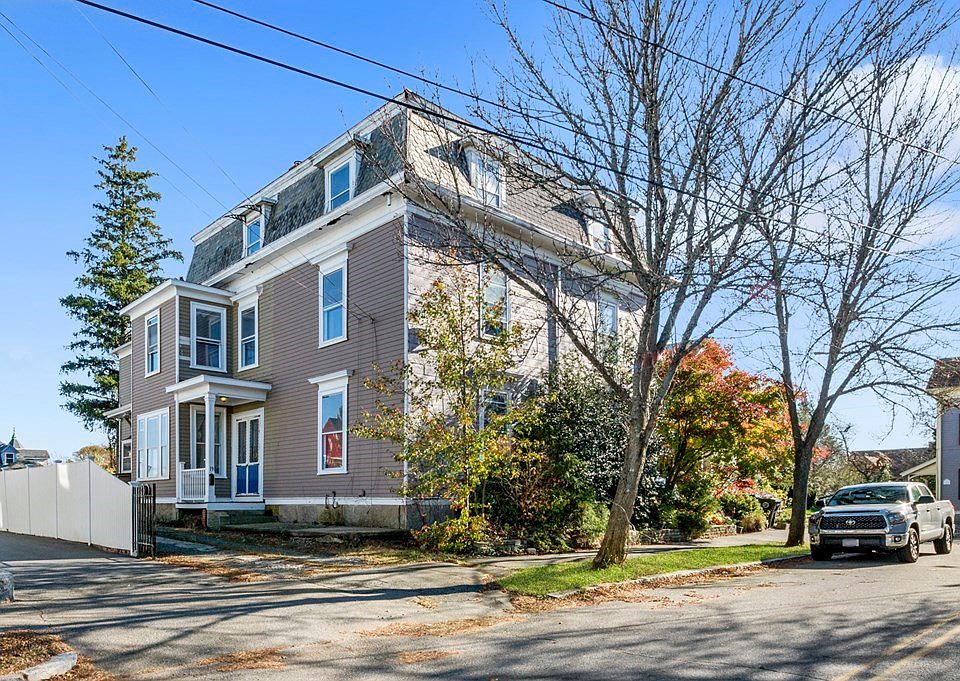 1st image of 19 Linden St #19