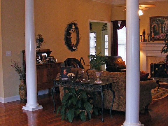 Amazing Architectural Features and Moldings