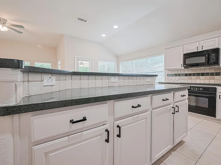 134 E Foxbriar Forest Cir — Photo 41