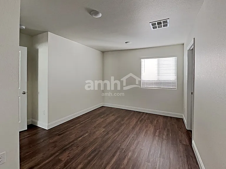 6035 Schmidt St — Photo 19