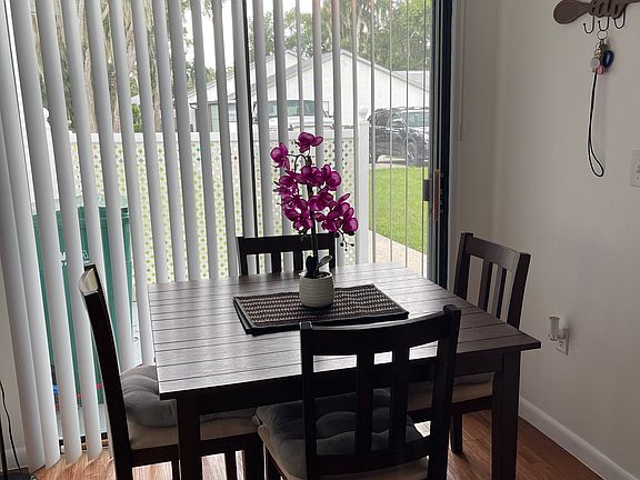 4th image of 1327 Longboat Point