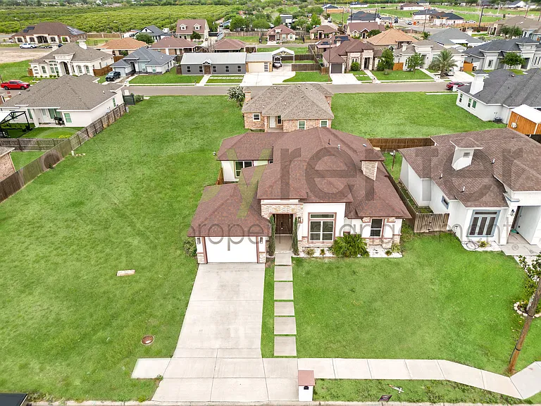 2705 Tassajara St — Photo 2