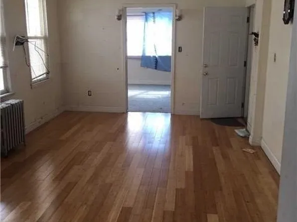 11639 130th St, South Ozone Park, NY 11420