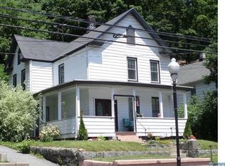 112 Main St, Bloomingdale, NJ 07403