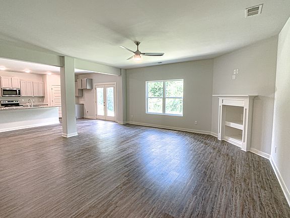 3rd image of 3205 Southfield Ln SW