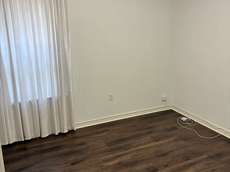 19393 W Lake Village Dr — Photo 6